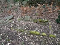 10-Erpel-J&uuml;discher Friedhof-Grabsteine-2